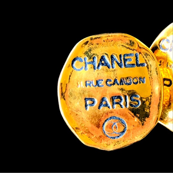CHANEL RARE VINTAGE 31 Rue Cambon clip earrings - Picture 3 of 9